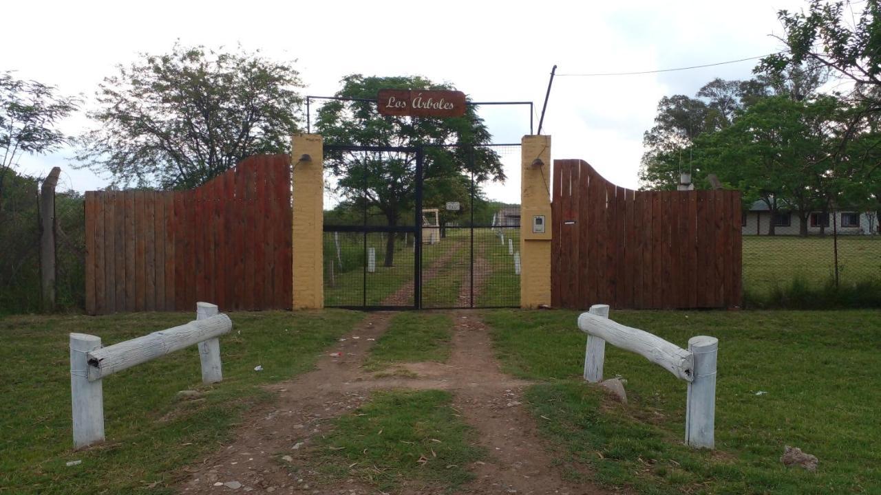 Los Arboles, Casa Completa A 5 Minutos Del Aeropuerto Ezeiza Ngoại thất bức ảnh